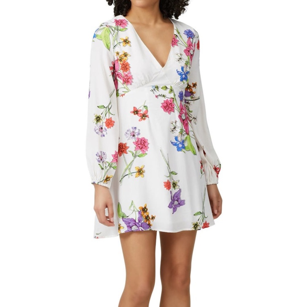 Roam Sardina white floral keyhole dress J34